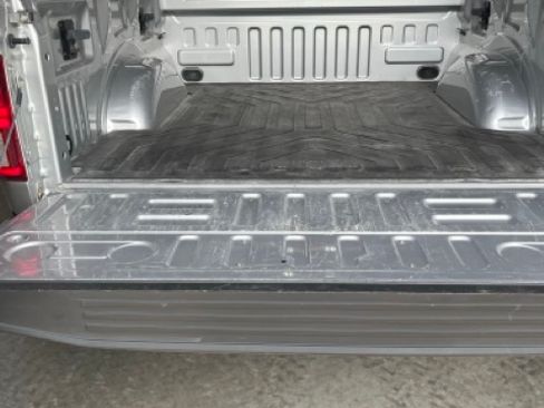 Used 2019 Ford F150 Lariat w/ Equipment Group 502A Luxury AWD/4WD image 20