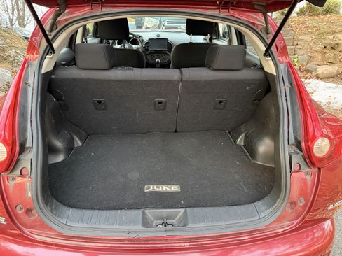 Used 2011 Nissan Juke S image 5