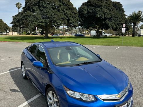Used 2016 Chevrolet Volt Premier image 4