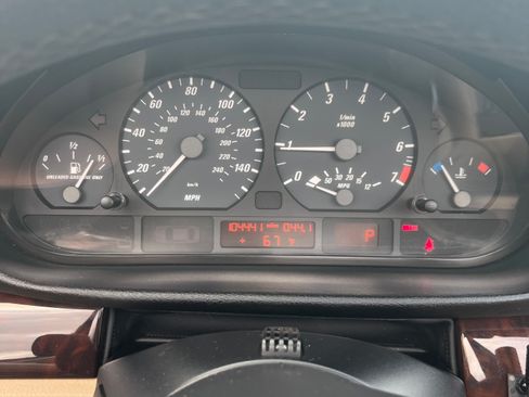 Used 2006 BMW 325Ci 325Ci Convertible 2D image 11