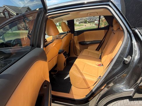 Used 2024 Lexus RZ 300e Premium image 17