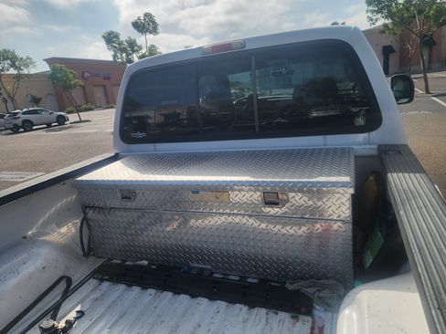 Used 2004 Ford F250 Lariat image 11