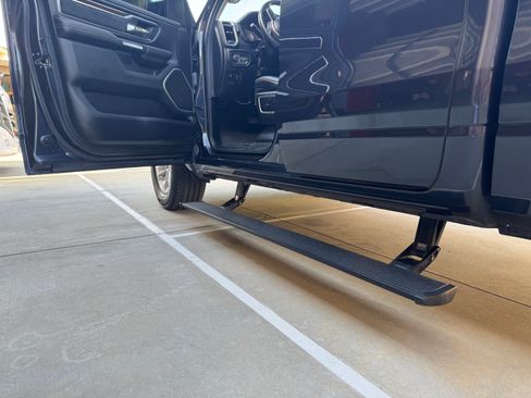 Used 2021 RAM 1500 Laramie RWD image 22