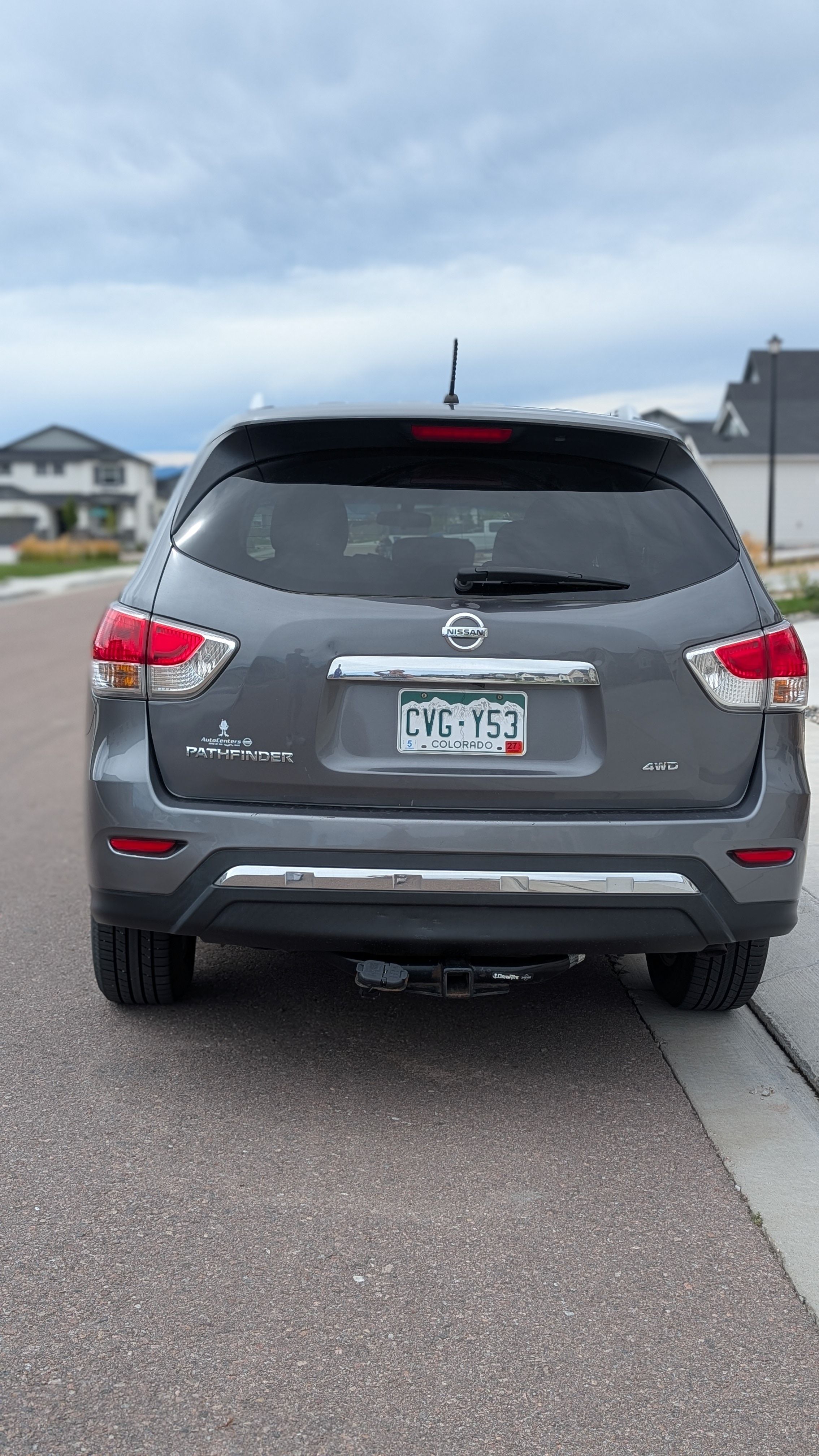 Used 2016 Nissan Pathfinder S AWD/4WD image 8