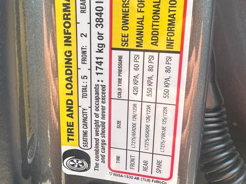 Used 2025 Ford F350 Platinum w/ Platinum Plus Package image 15