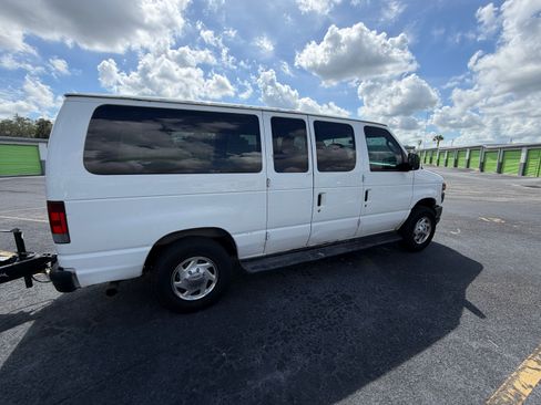 Used 2008 Ford E-350 and Econoline 350 XL RWD image 2