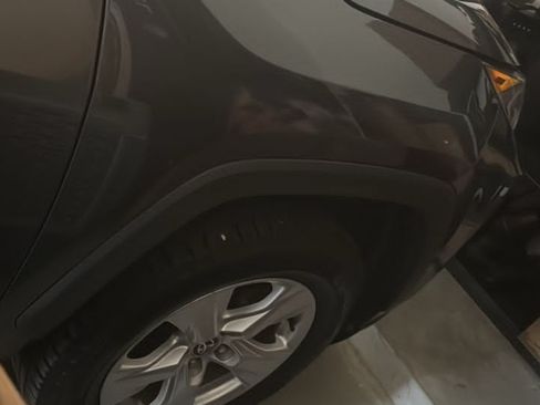 Used 2021 Toyota RAV4 XLE w/ Convenience Package image 12