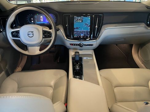 Used 2024 Volvo S60 B5 Plus w/ Climate Package image 16