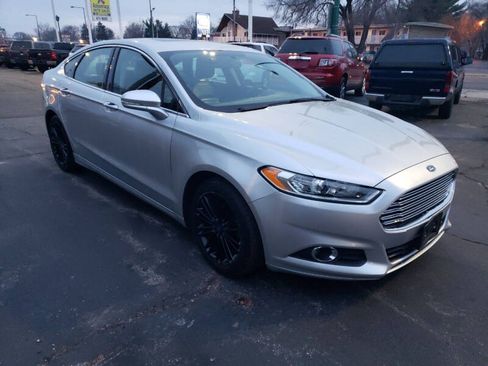 Used 2016 Ford Fusion SE w/ Equipment Group 202A image 1
