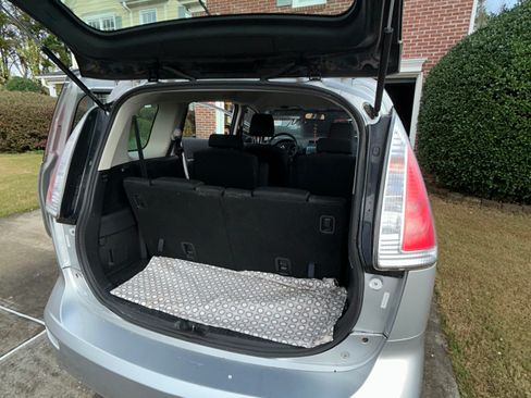 Used 2008 MAZDA MAZDA5 Sport image 14