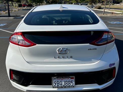 Used 2019 Hyundai Ioniq Limited image 6