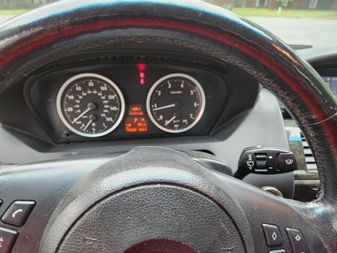 Used 2007 BMW 650i Coupe image 15