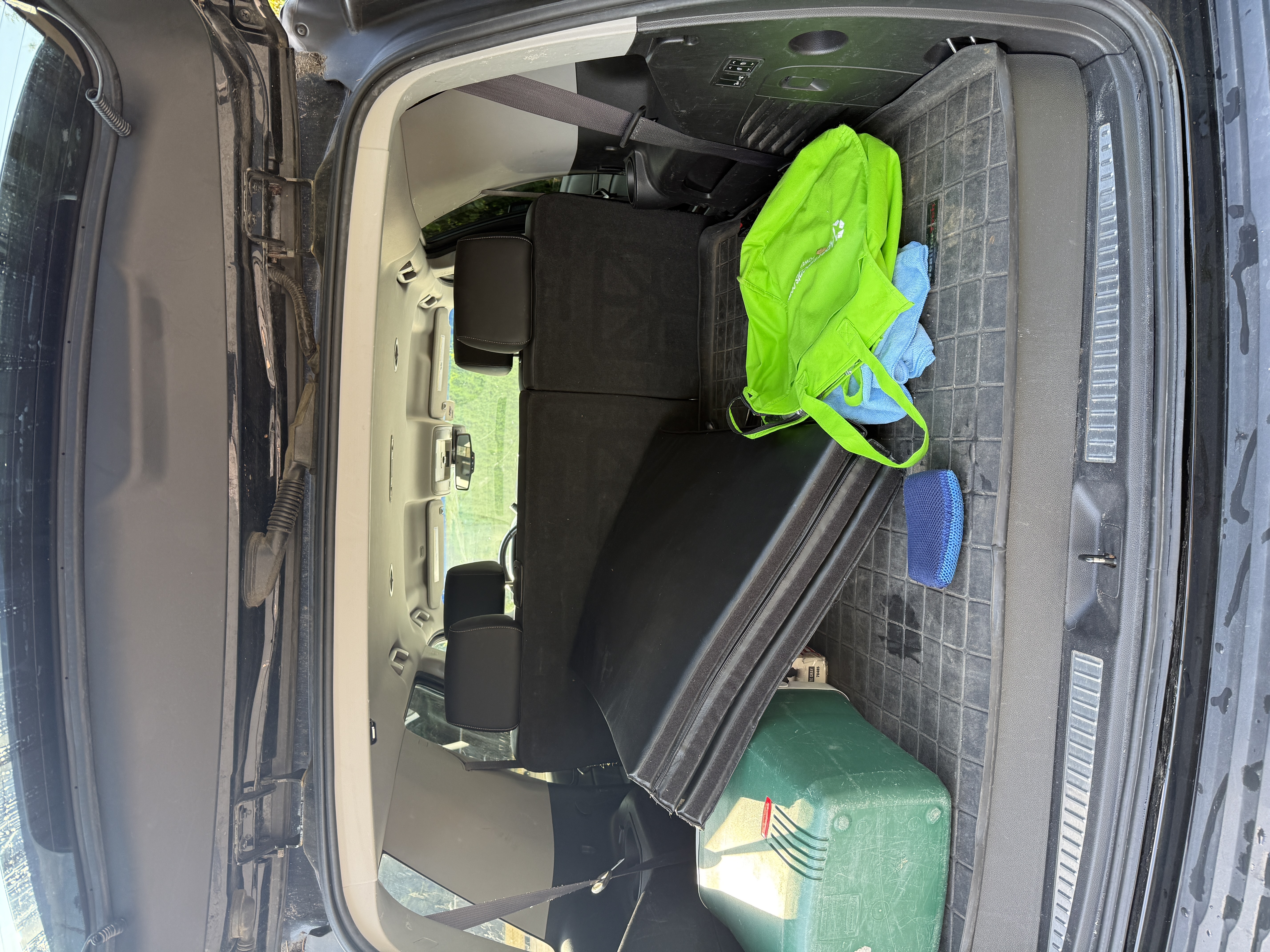 Used 2016 GMC Yukon SLT AWD/4WD image 4