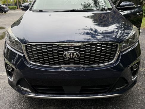 Used 2019 Kia Sorento SX image 10