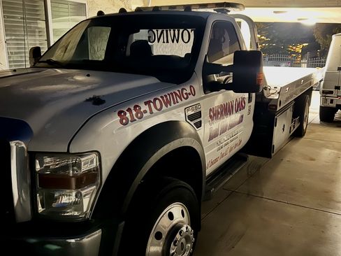 Used 2008 Ford F550 2WD Regular Cab Super Duty image 1