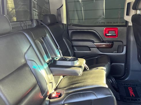 Used 2014 GMC Sierra 1500 SLT w/ SLT Crew Cab Value Package image 9