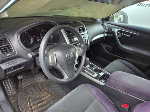 Used 2013 Nissan Altima 2.5 S image 6