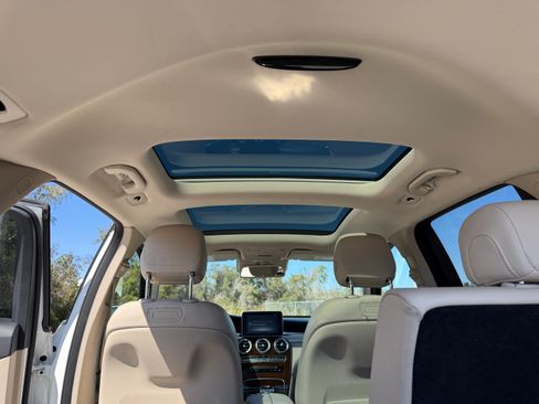 Used 2018 Mercedes-Benz GLC 300 image 10