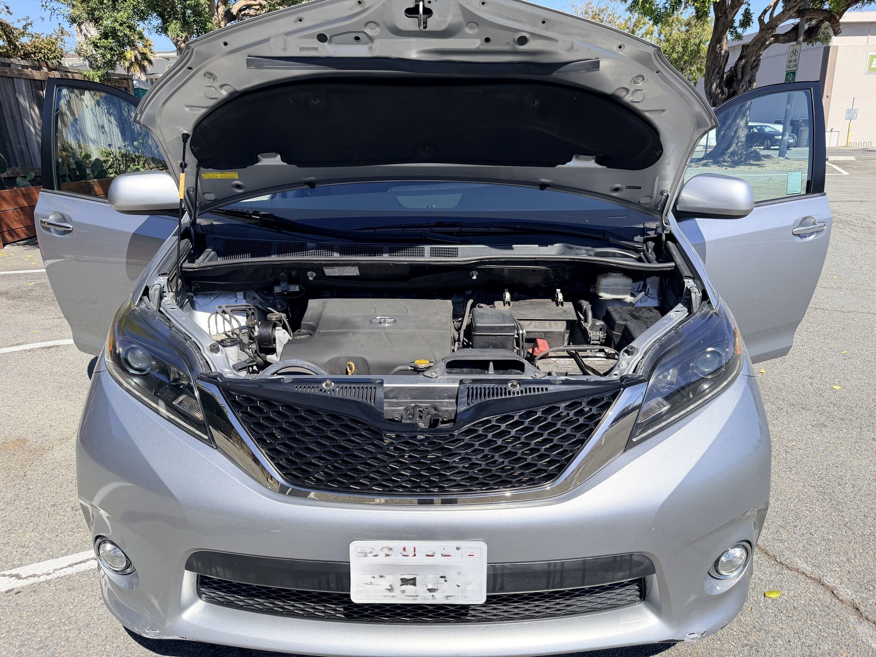 Used 2015 Toyota Sienna SE Premium FWD image 11