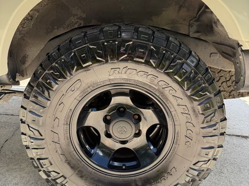 Used 1996 Toyota Land Cruiser image 17