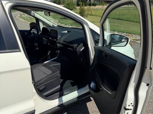 Used 2021 Ford EcoSport SE AWD/4WD image 14