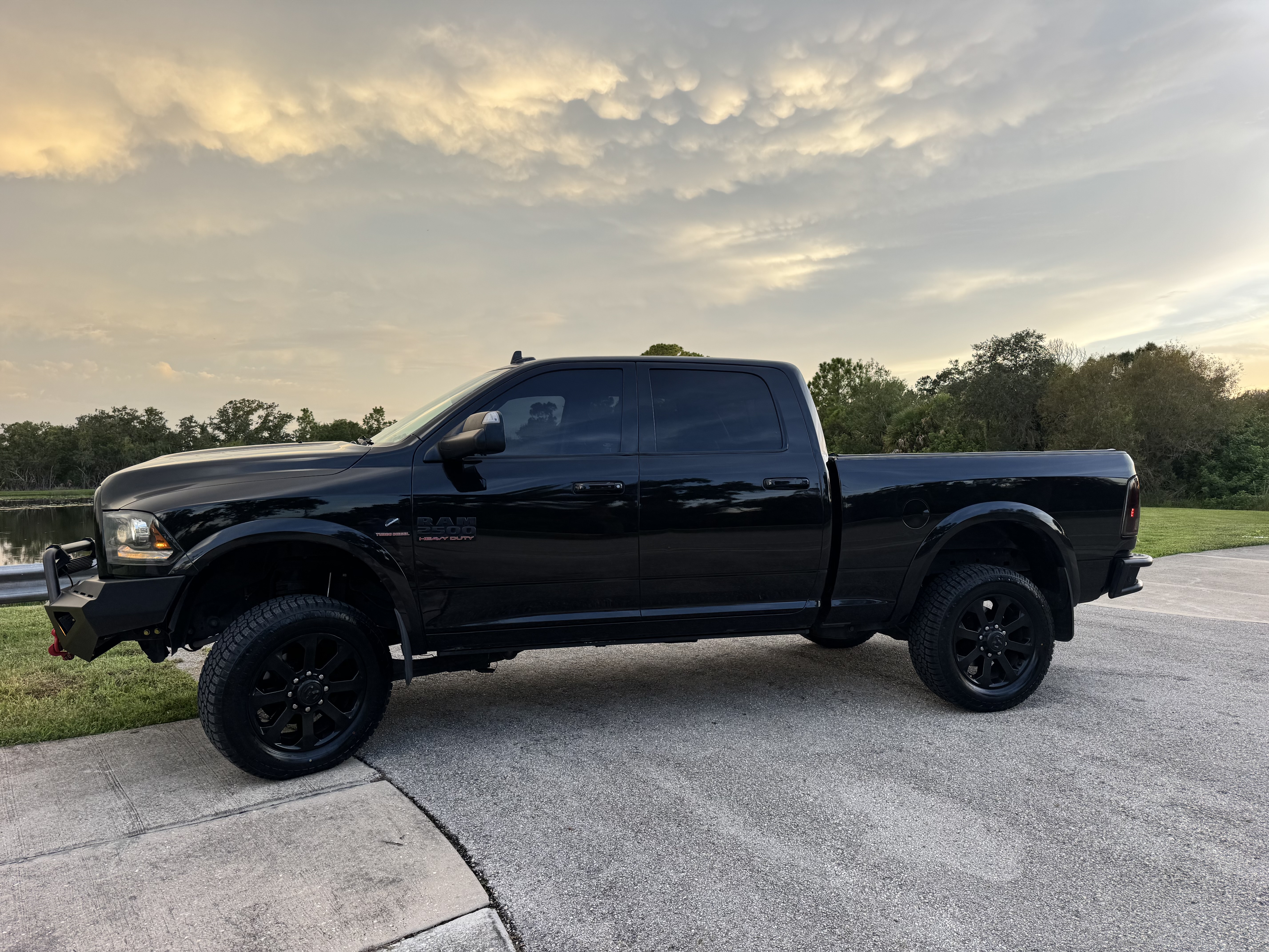 Used 2016 RAM 2500 Laramie AWD/4WD image 14