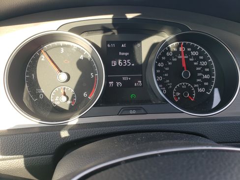 Used 2015 Volkswagen Golf TDI SE image 25