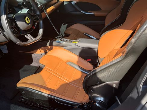 Used 2023 Ferrari 296 GTS RWD image 6