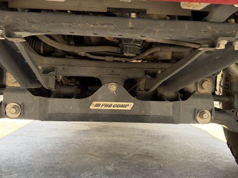 Used 2017 Toyota Tacoma TRD Sport w/ Tow Package (A/T) image 21