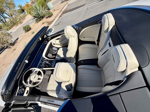 Used 2024 Bentley Continental GT V8 image 17