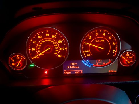 Used 2018 BMW 330i Gran Turismo xDrive 330i Gran Turismo xDrive Sedan image 12