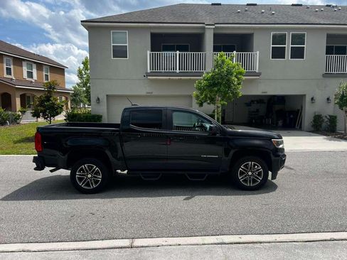 Used 2021 Chevrolet Colorado W/T w/ Custom Special Edition RWD image 1