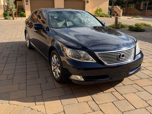 Used 2007 Lexus LS 460 image 4