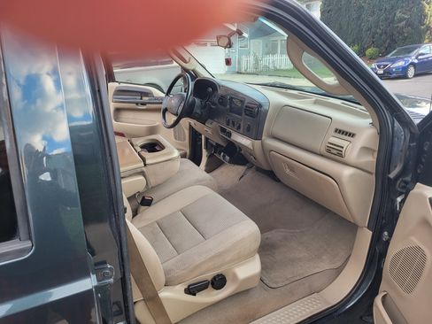 Used 2007 Ford F250 XLT image 7