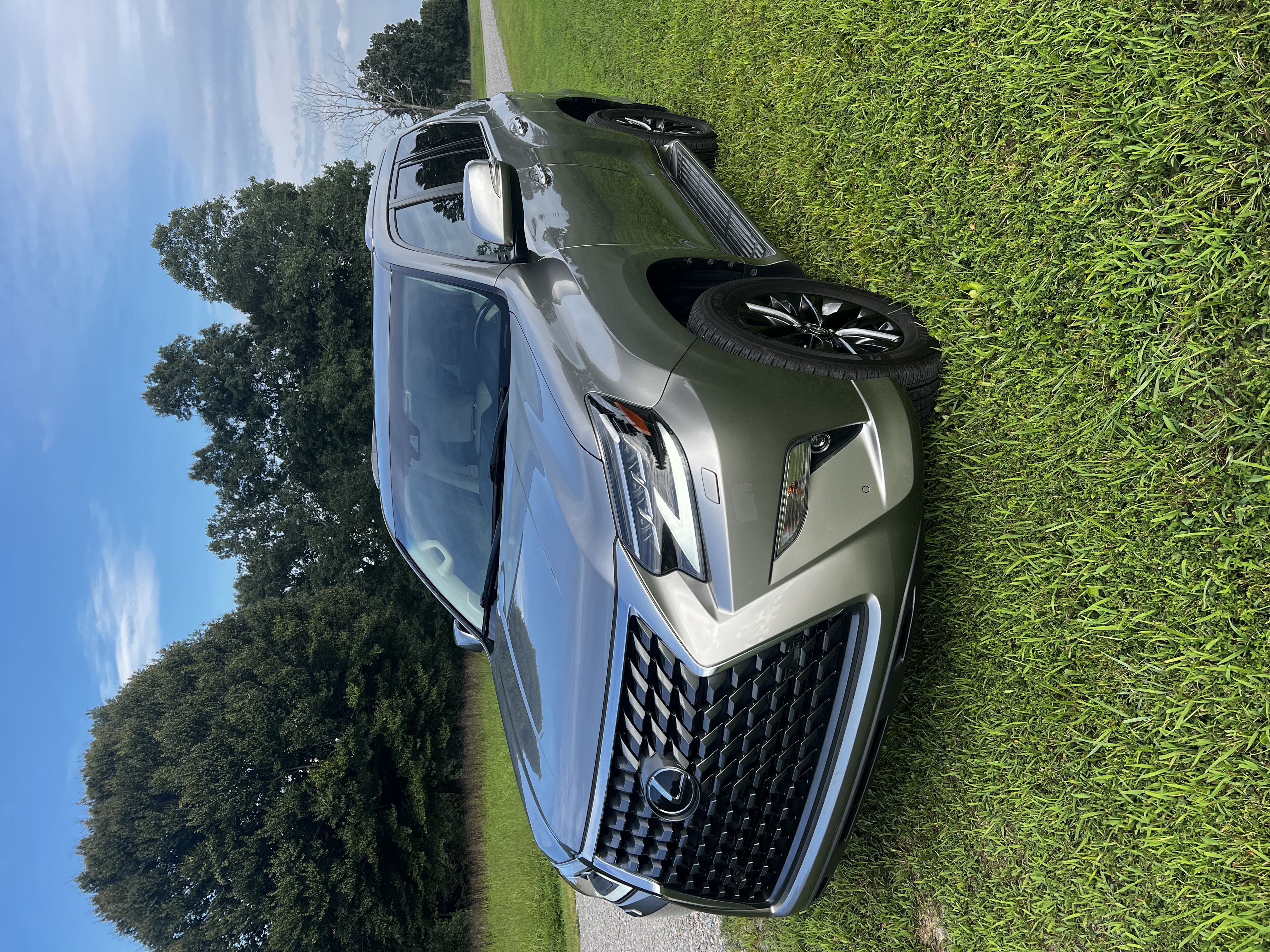 Used 2021 Lexus GX 460 Premium w/ Premium Package AWD/4WD image 2