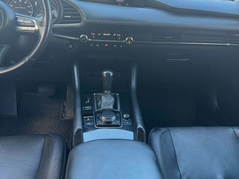 Used 2019 MAZDA MAZDA3 Sedan w/ Premium Package FWD image 11