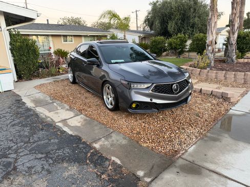 Used 2018 Acura TLX V6 w/ Technology & A-SPEC Pkg AWD/4WD image 15