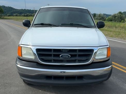 Used 2004 Ford F150 XLT RWD image 4