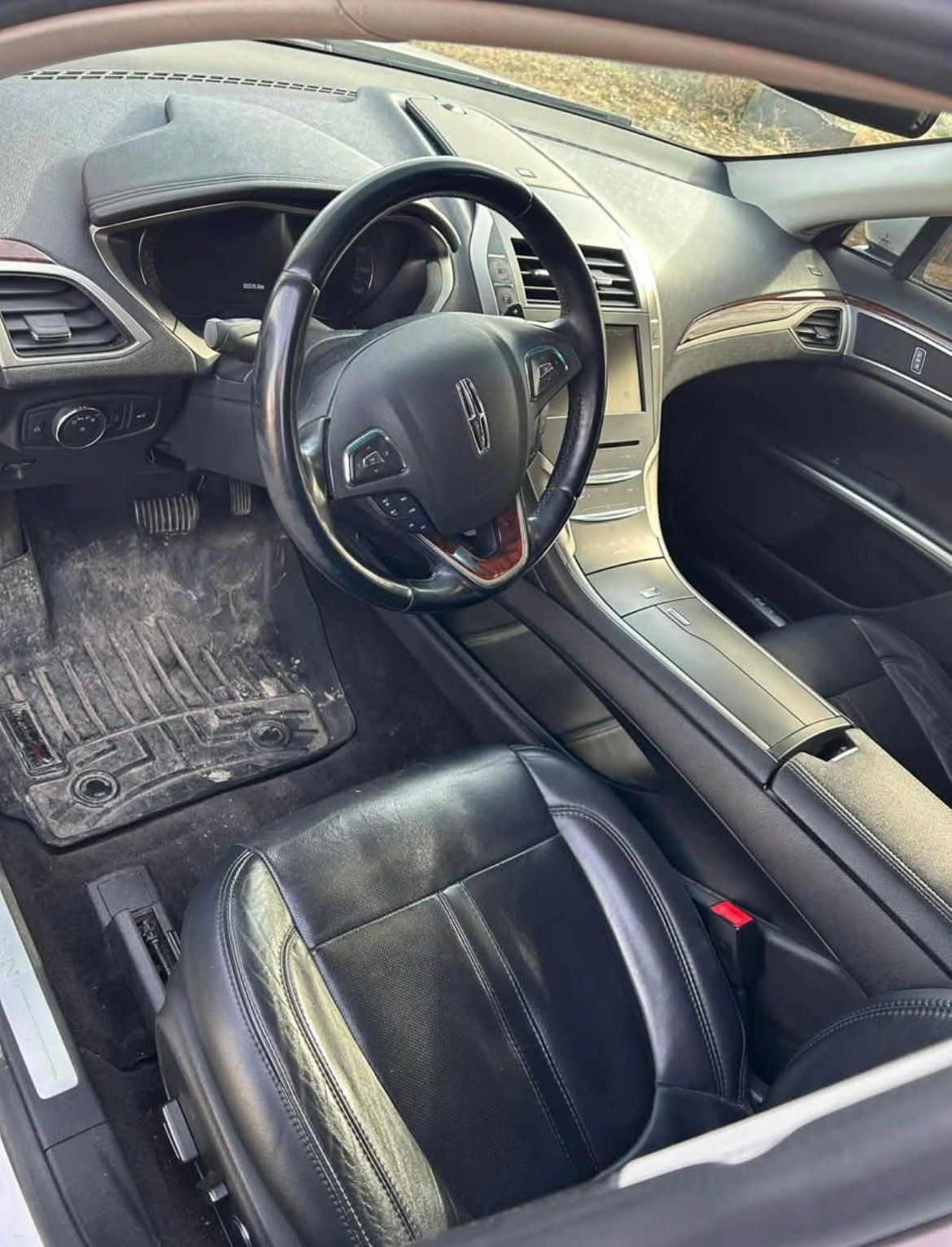 Used 2015 Lincoln MKZ AWD w/ Equipment Group 102A Reserve image 8