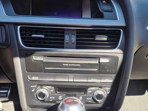 Used 2014 Audi S4 Prestige w/ Prestige Package image 27