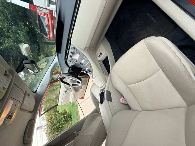 Used 2012 Toyota Prius Four FWD image 6