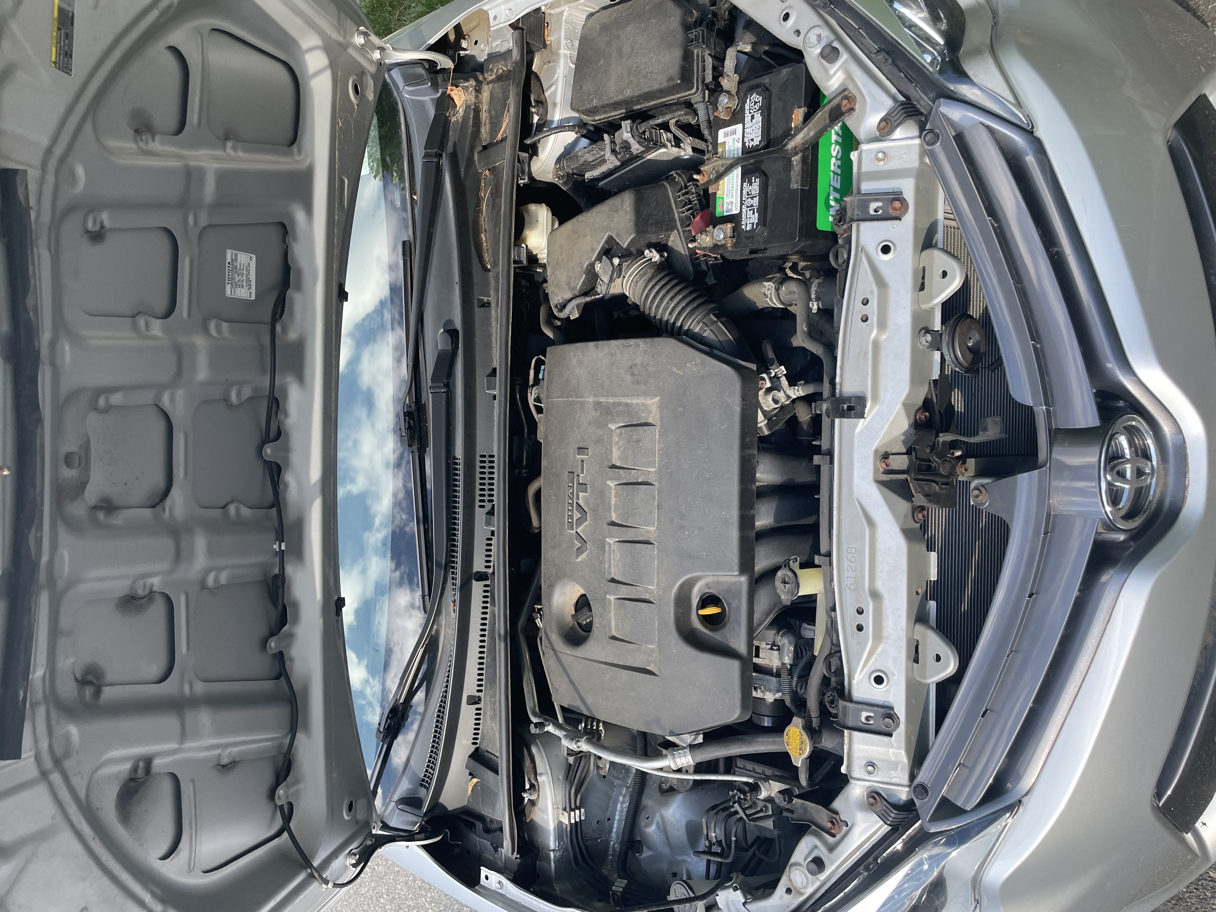 Used 2015 Toyota Corolla LE FWD image 8