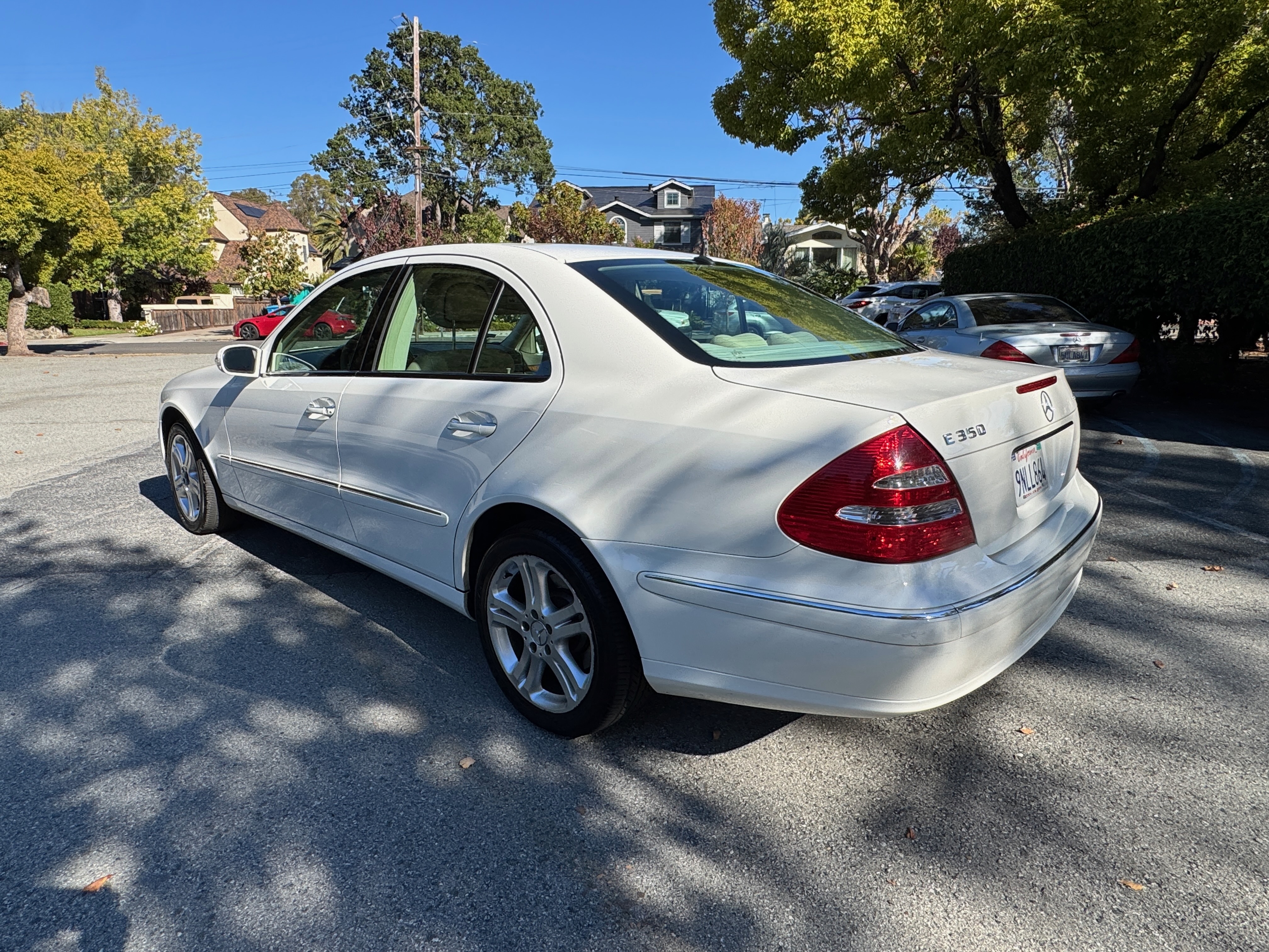 Used 2006 Mercedes-Benz E 350 4MATIC Sedan image 5