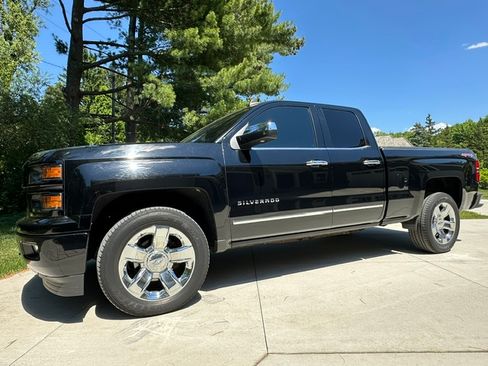 Used 2015 Chevrolet Silverado 1500 LTZ w/ Custom Sport Edition AWD/4WD image 1