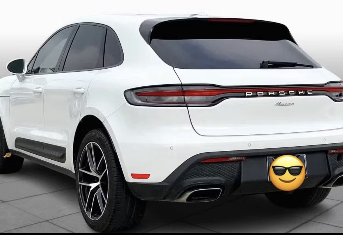 Used 2022 Porsche Macan AWD/4WD image 5