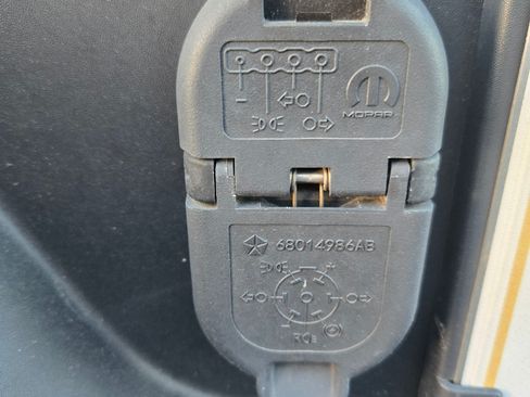 Used 2020 Jeep Gladiator Overland image 20