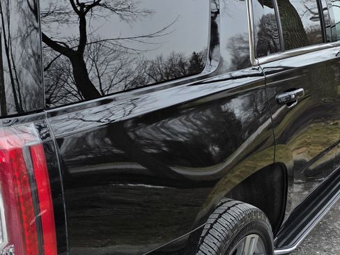 Used 2018 GMC Yukon SLT image 13