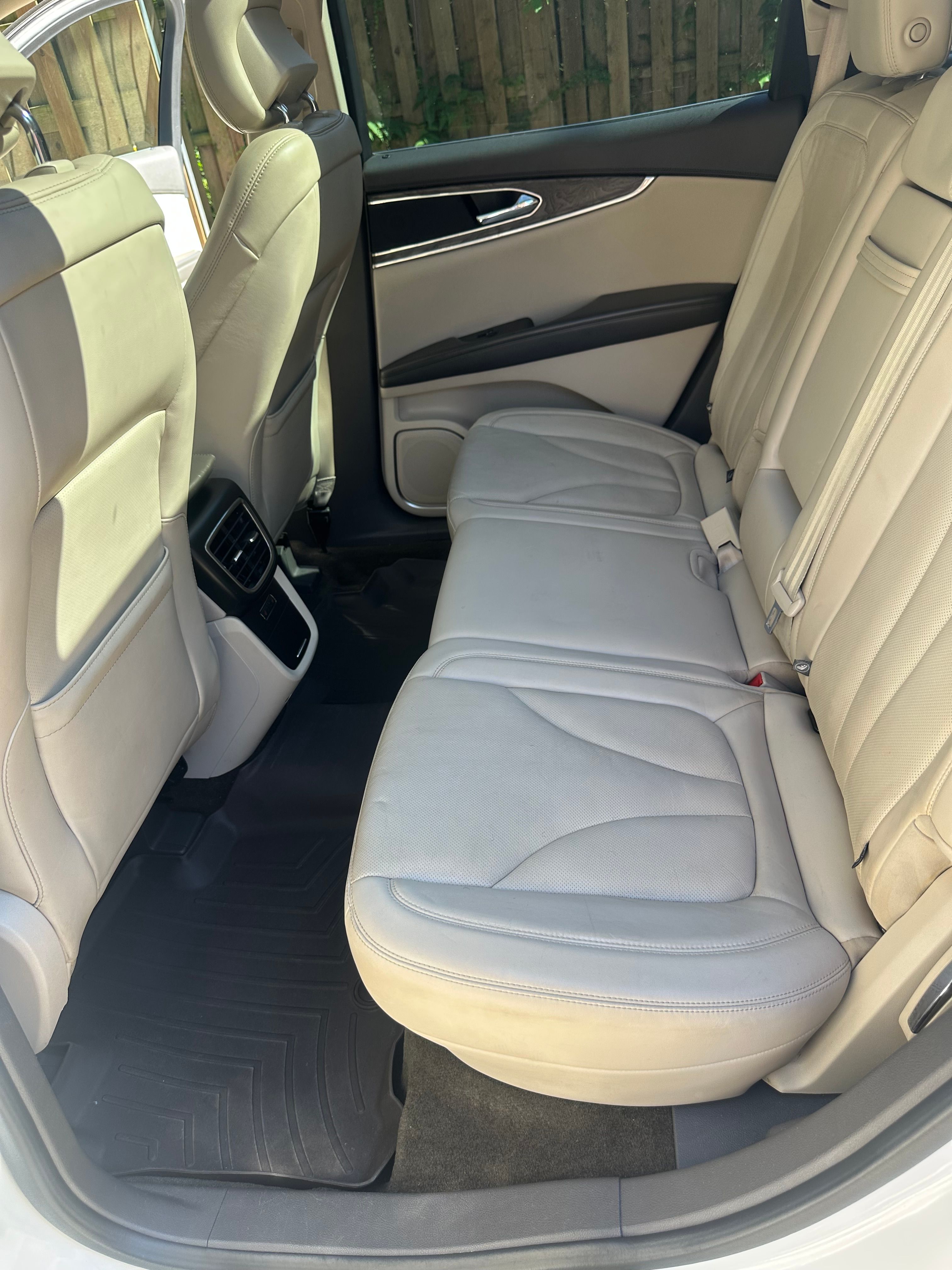 Used 2017 Lincoln MKX Reserve w/ Lincoln MKX Climate Package AWD/4WD image 10