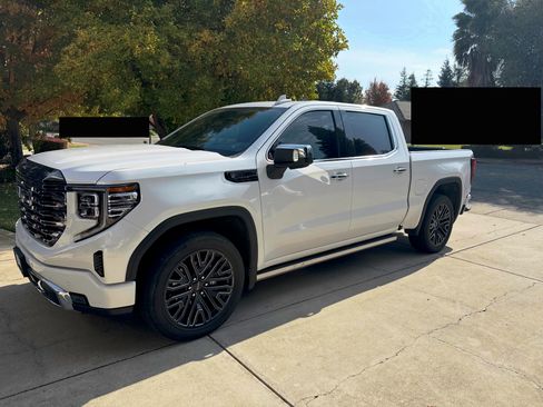 Used 2022 GMC Sierra 1500 Denali Ultimate image 1