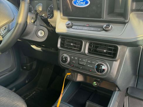 Used 2024 Ford Maverick XLT w/ XLT Luxury Package image 12